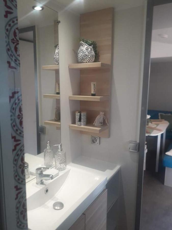 Anne Marie Vous Accueilles Dans Son Logement Familiale Pour 6 Personnes 3 Chambres Confortable Proche D Europa Park A Boofzheim Dans Camping 3 Etoiles エクステリア 写真