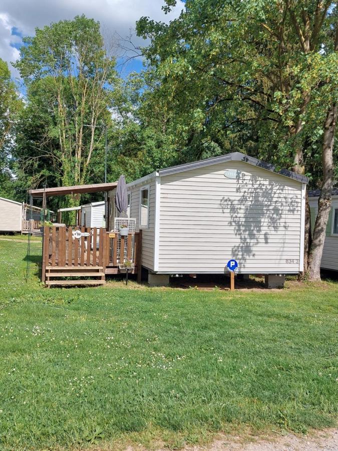 Anne Marie Vous Accueilles Dans Son Logement Familiale Pour 6 Personnes 3 Chambres Confortable Proche D Europa Park A Boofzheim Dans Camping 3 Etoiles エクステリア 写真