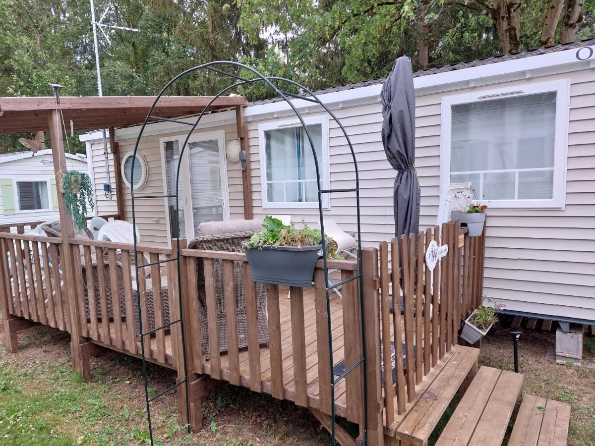 Anne Marie Vous Accueilles Dans Son Logement Familiale Pour 6 Personnes 3 Chambres Confortable Proche D Europa Park A Boofzheim Dans Camping 3 Etoiles エクステリア 写真
