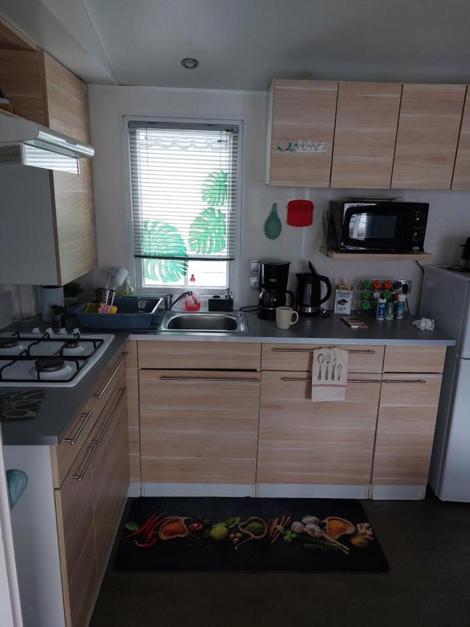 Anne Marie Vous Accueilles Dans Son Logement Familiale Pour 6 Personnes 3 Chambres Confortable Proche D Europa Park A Boofzheim Dans Camping 3 Etoiles エクステリア 写真
